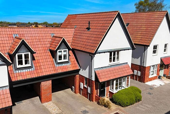 3 Bedroom Link Detached House For Sale In Middy Close, Mendlesham, Stowmarket, IP14