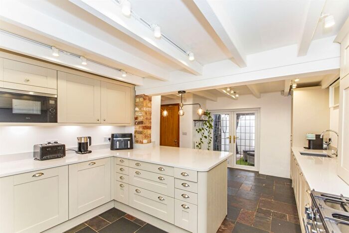 4 Bedroom Detached House For Sale In Whittlesea Terrace, Woodford, Kettering, NN14