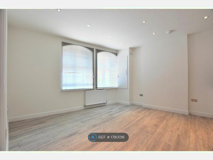 1 Bedroom Flat To Rent In Farley Hill, Luton, LU1