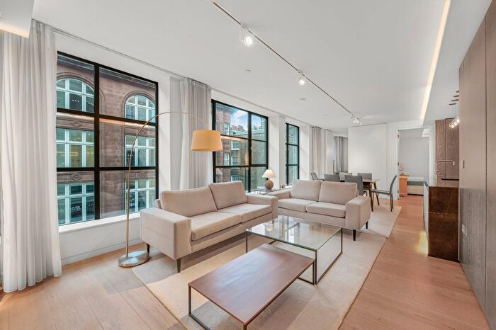 3 Bedroom Flat To Rent In Pathe Building, Wardour Street, W1F