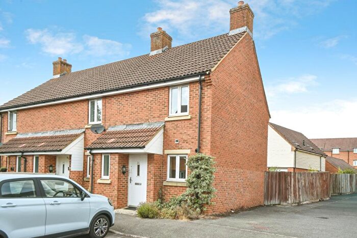 2 Bedroom End Of Terrace House For Sale In Piernik Close, Haydon End, Swindon, SN25