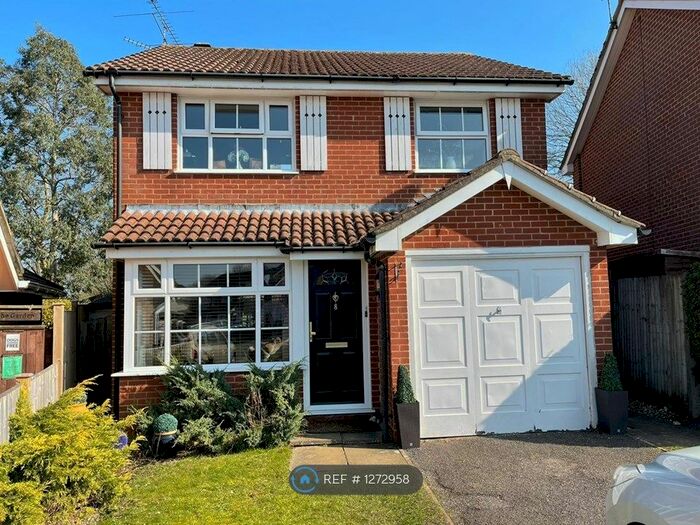 3 Bedroom Detached House To Rent In Mallard Close, Basingstoke RG22