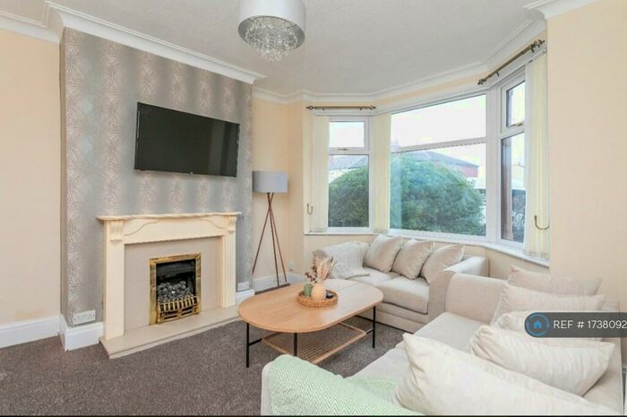 3 Bedroom End Of Terrace House To Rent In Ansdell Road, Blackpool, FY1