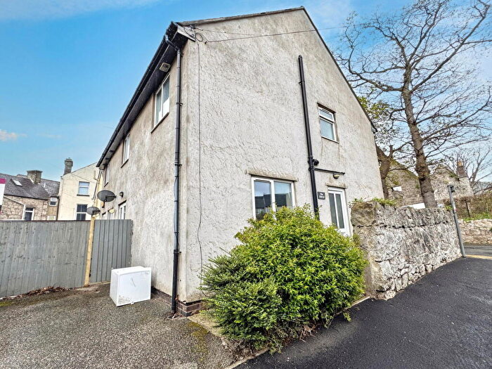 3 Bedroom Semi-Detached House For Sale In Plas Hyfryd, Groes Lwyd, Abergele, LL22