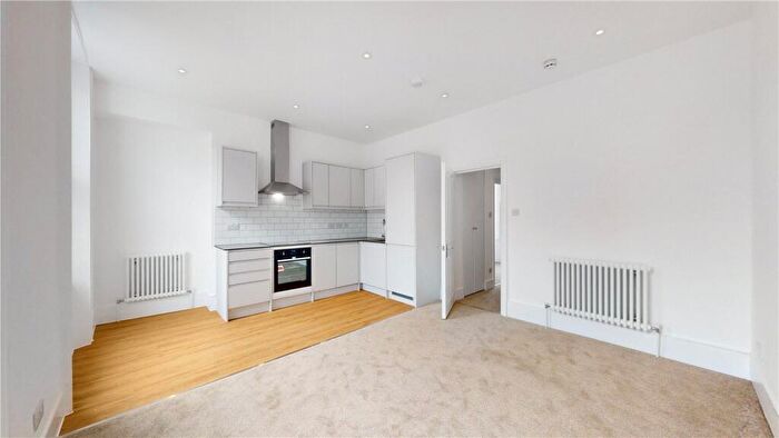 2 Bedroom Apartment To Rent In Leverton Street, London, NW5