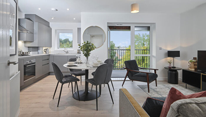 1 Bedroom Apartment For Sale In Tiltman Avenue, DA9