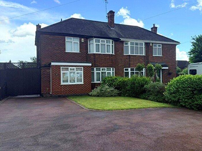 3 Bedroom Semi Detached House For Sale In Greendale Gardens, Nottingham, Nottinghamshire, NG8