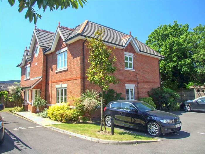 2 Bedroom Apartment To Rent In Westbrook Court, Reading Road, Wokingham, Berkshire, RG41