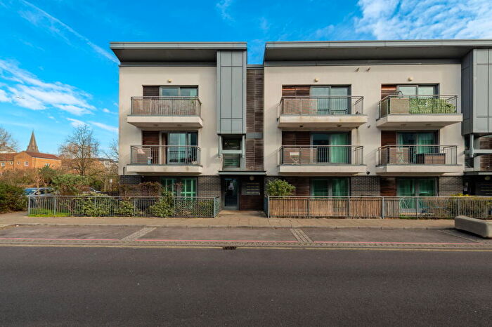 2 Bedroom Flat To Rent In Ted Bates Road, Southampton, SO14