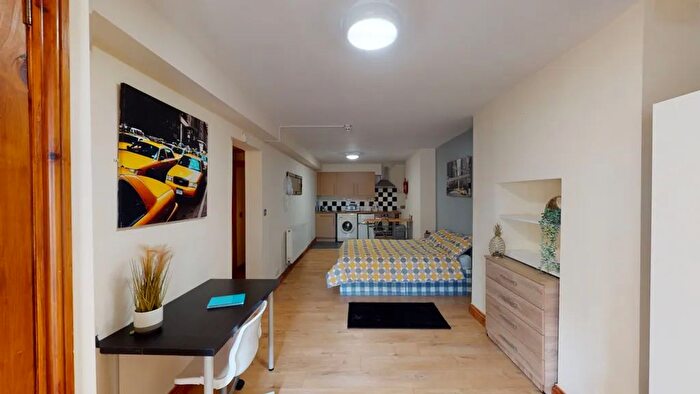 1 Bedroom Semi-Detached House To Rent In Goldswong Terrace, Nottingham, NG3