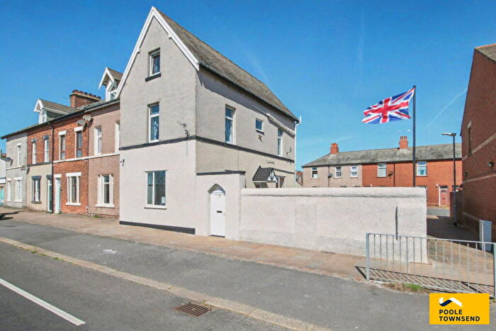 3 Bedroom End Of Terrace House For Sale In Salthouse Road, Barrow-in-furness, LA14
