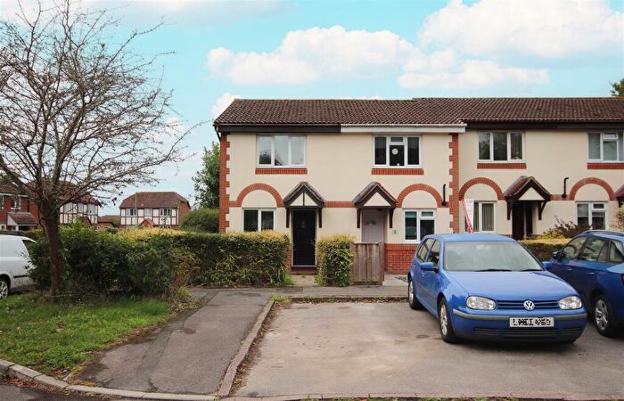 2 Bedroom End Of Terrace House To Rent In The Hyde, New Milton, BH25