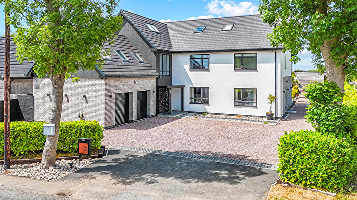 5 Bedroom Detached House For Sale In Bartle Lane, Lower Bartle, Preston, PR4