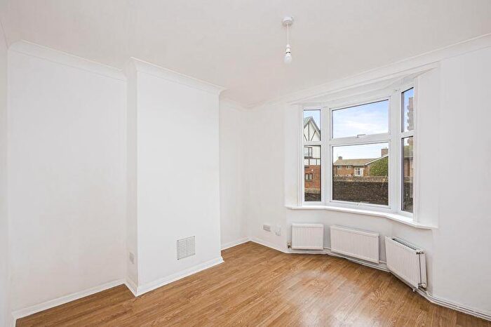 2 Bedroom Terraced House For Sale In Park Road Terrace, Hanover, Brighton, BN2 - Photo 5