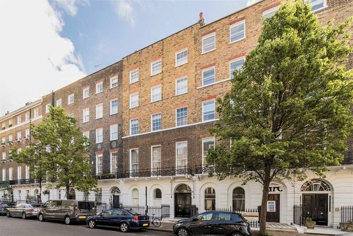 2 Bedroom Flat To Rent In Devonshire Place, London, W1G