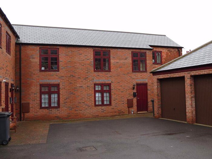 1 Bedroom Flat To Rent In Jennings Court Market Harborough Leics, LE16