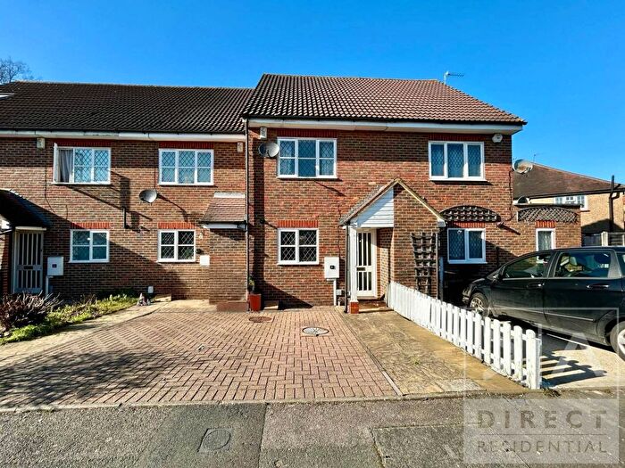 3 Bedroom Terraced House To Rent In Hawthorne Place, Epsom, KT17