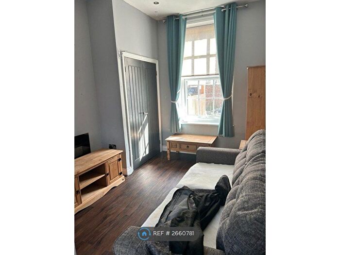 Studio To Rent In Cathedral Street, Norwich, NR1
