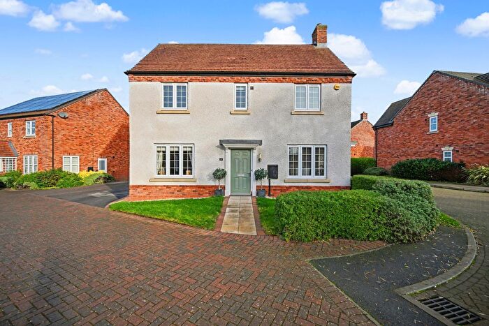 4 Bedroom Detached House For Sale In Carthusian Close, Wolston, Rugby, CV8