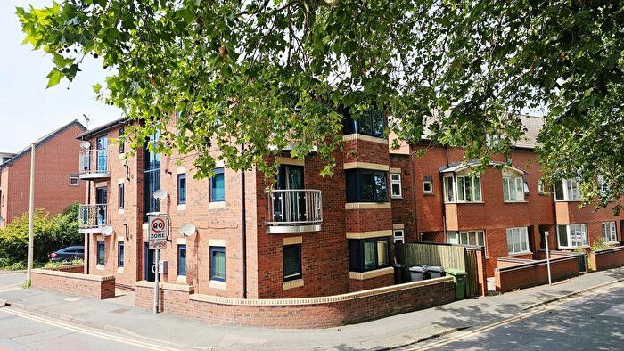 1 Bedroom Flat For Sale In Charles Court, Hereford, HR1