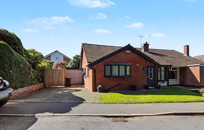 3 Bedroom Semi-Detached Bungalow For Sale In Kingswood Avenue, Corley, CV7