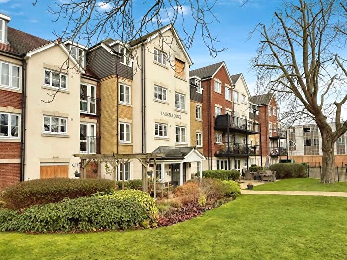 1 Bedroom Property For Sale In Denmark Road, Carshalton, SM5