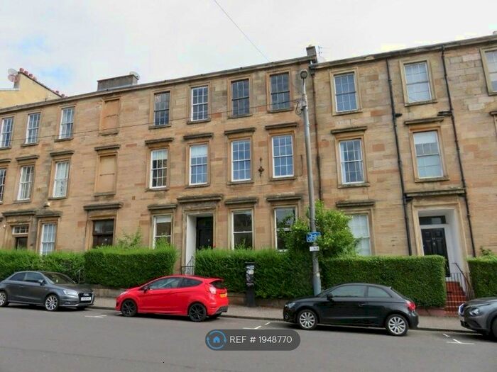 3 Bedroom Flat To Rent In Gibson Street, Glasgow, G12