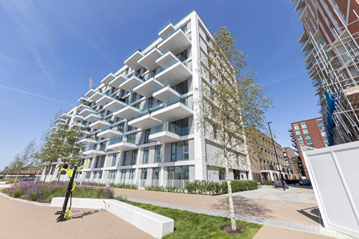 4 Bedroom Flat To Rent In Flotilla House, Royal Wharf, London, E16