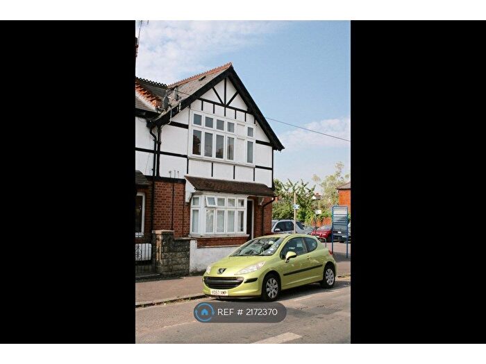 1 Bedroom Flat To Rent In Chester Street, Caversham, Reading, RG4