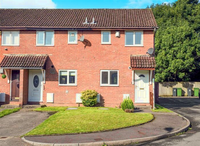 2 Bedroom Property To Rent In Carlton Close, Thornhill, Cardiff, CF14