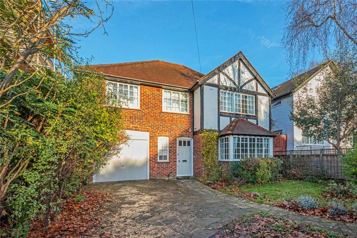 3 Bedroom Detached House To Rent In Copse Hill, London, SW20