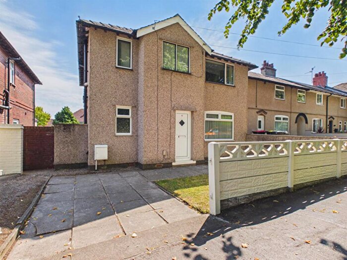 4 Bedroom Semi-Detached House For Sale In Palatine Avenue, Lancaster, LA1