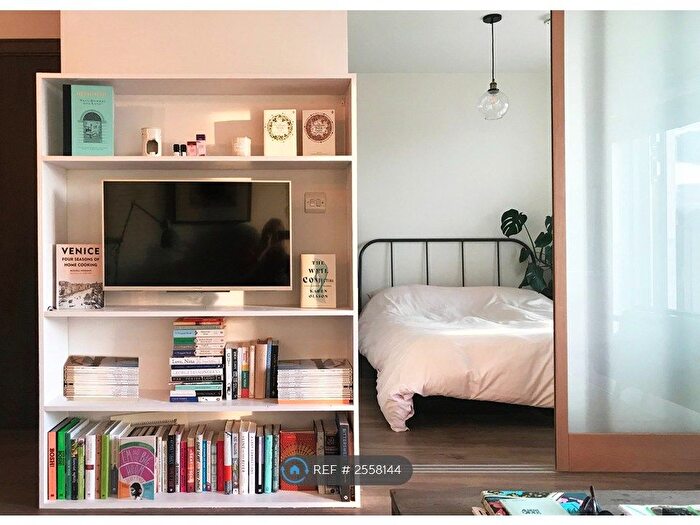 1 Bedroom Flat To Rent In Chelsea Creek, London - Fulham, SW6