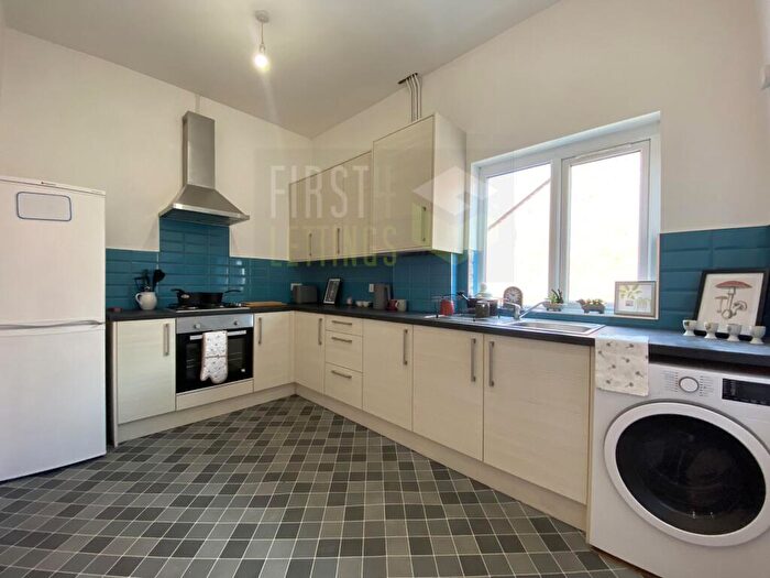 2 Bedroom Flat To Rent In Lord Byron Street, Clarendon Park, LE2