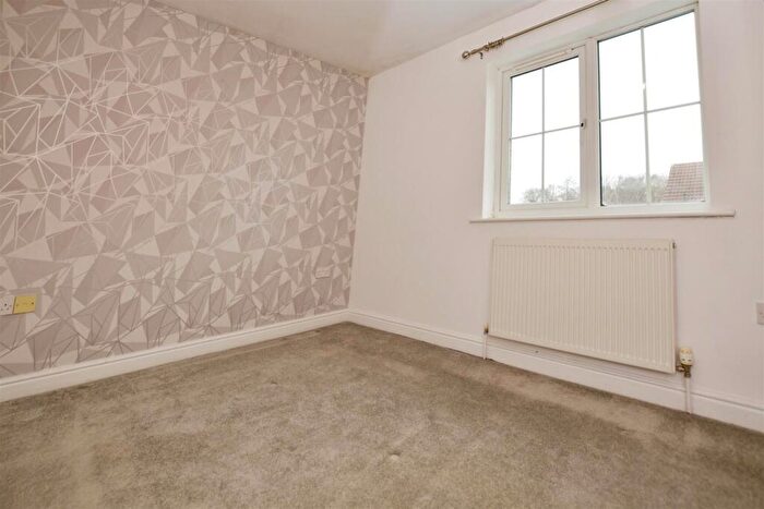 2 Bedroom Semi-Detached House For Sale In Sandpiper Way, Barton-Upon-Humber, DN18