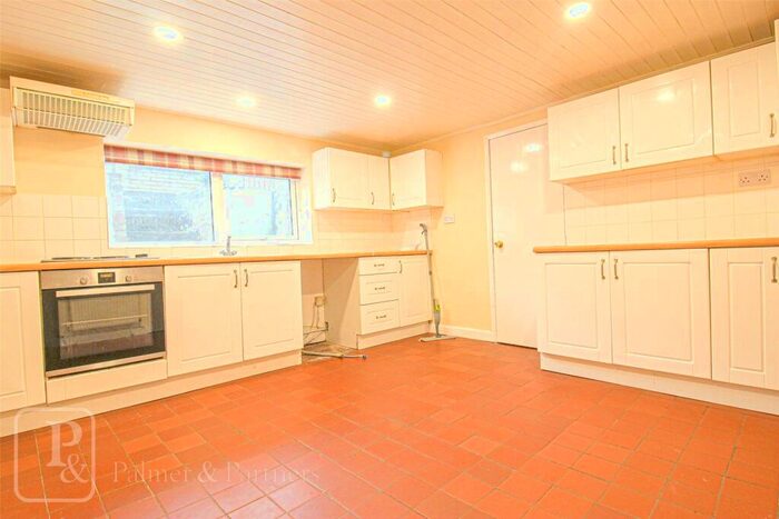 2 Bedroom Apartment To Rent In Waterloo Road, Ipswich, Suffolk, IP1