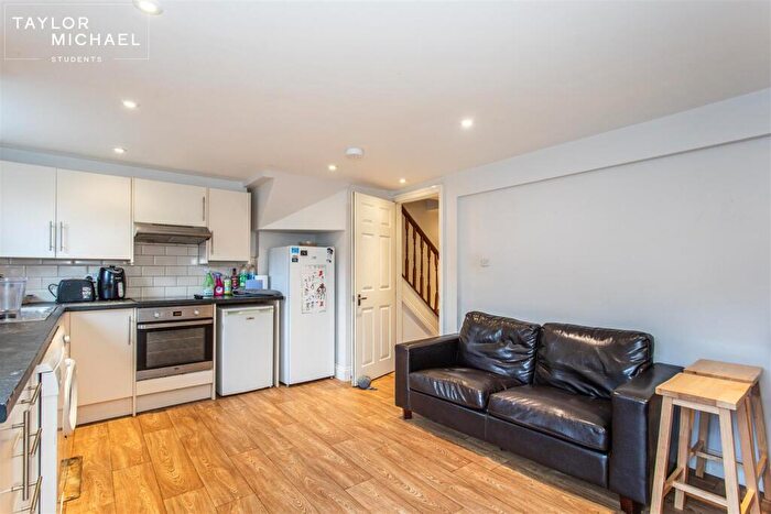 6 Bedroom Terraced House To Rent In Hollingdean Terrace, Brighton, BN1