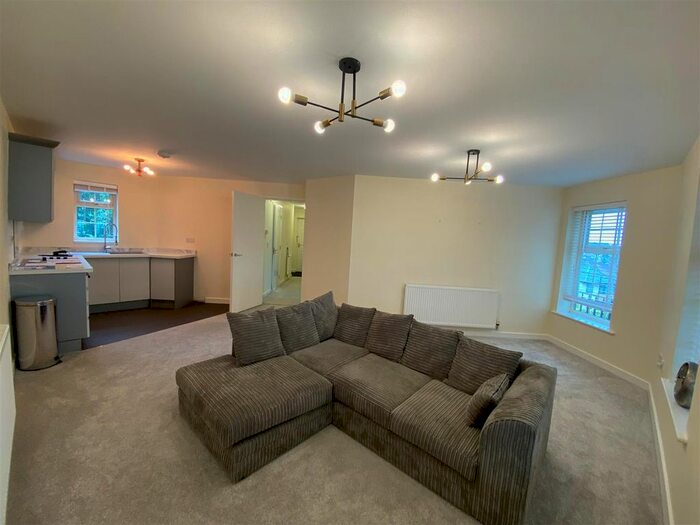 2 Bedroom Flat To Rent In Kirkby View, Gleadless, Sheffield, S12