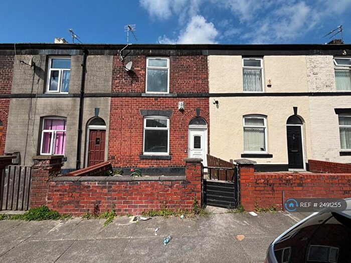 2 Bedroom Terraced House To Rent In Gladstone Street, Bury, BL9