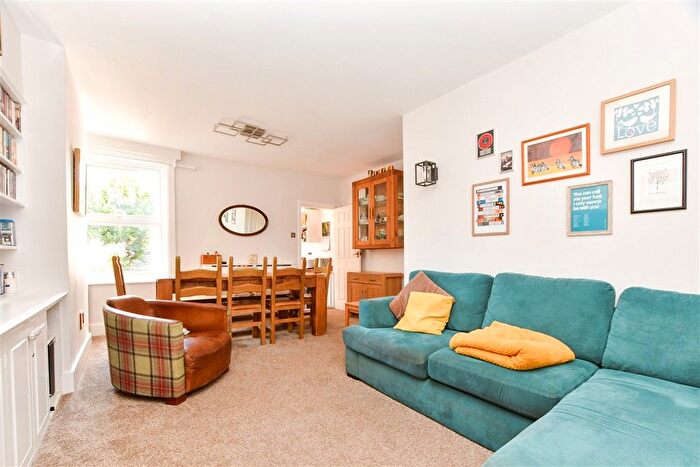 3 Bedroom Semi-Detached House For Sale In London Road, Felbridge, West Sussex, RH19