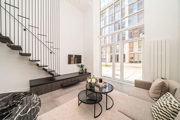 1 Bedroom Flat To Rent In Clapham Road, Stockwell, SW9