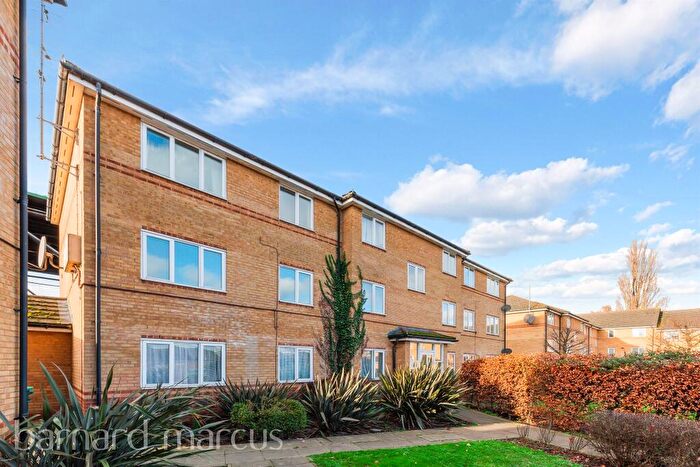 2 Bedroom Apartment To Rent In Beaver Close, Morden, SM4