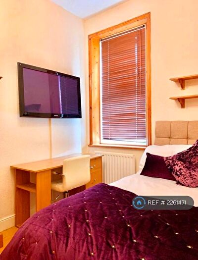 7 Bedroom Terraced House To Rent In Shortridge Terrace, Newcastle Upon Tyne, NE2