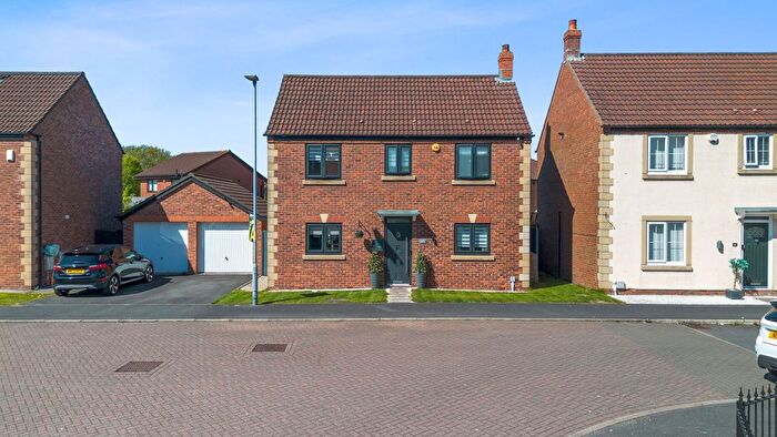 3 Bedroom Detached House For Sale In Lytham Close, Great Sankey, WA5