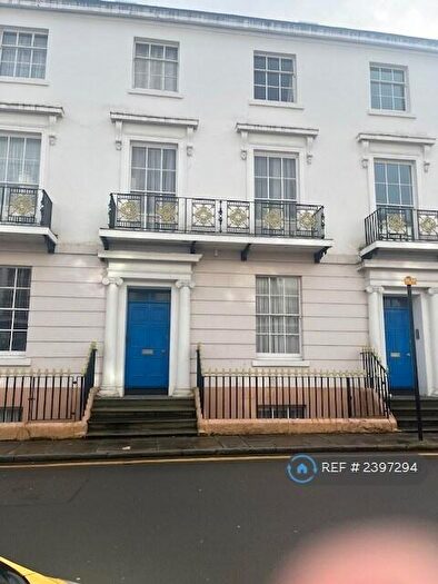 2 Bedroom Flat To Rent In Victoria Place, Newport, NP20