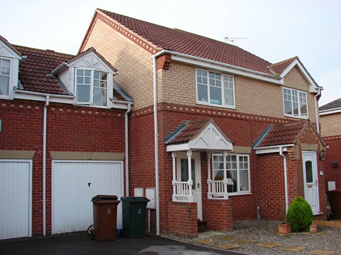 3 Bedroom Semi-Detached House To Rent In Ryngwoode Drive, Malton, YO17