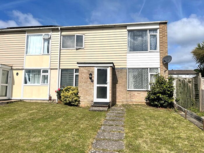 3 Bedroom End Of Terrace House For Sale In Brading Close, Southampton, SO16