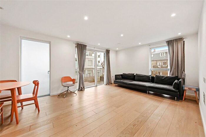 2 Bedroom Apartment To Rent In New North Road, N1