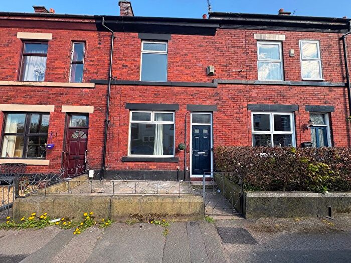 3 Bedroom Terraced House To Rent In Cemetery Road, Kearsley, Bolton, BL4