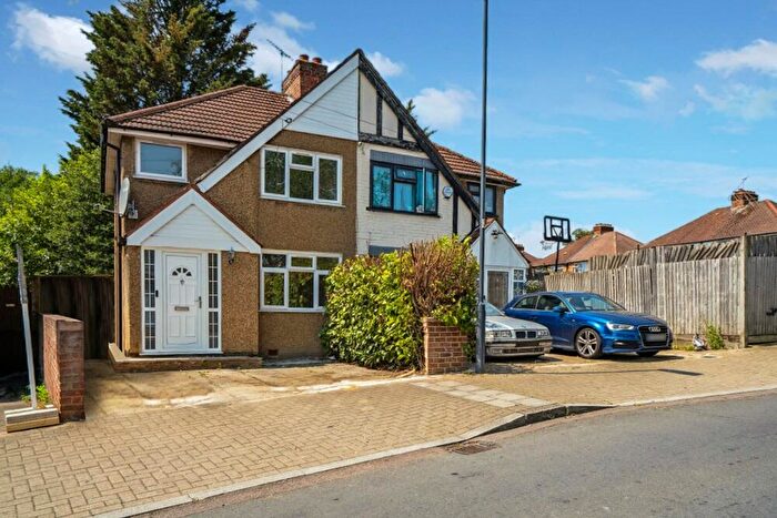 3 Bedroom Semi-Detached House To Rent In Windsor Road, Harrow Weald, Harrow, HA3